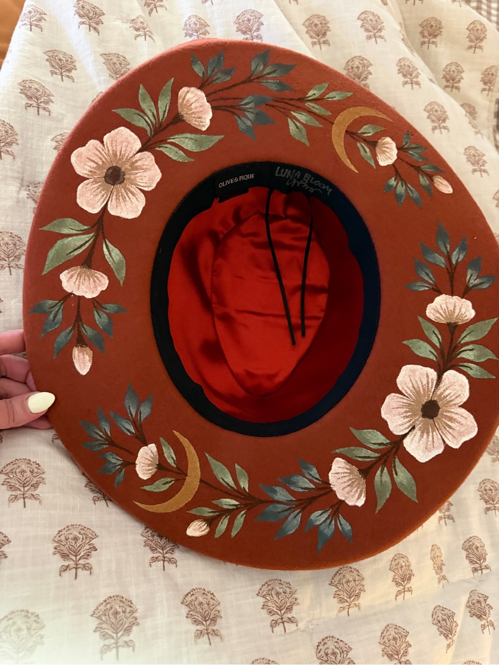Shop Luna Bloom Agnes Hand-Painted Floral Fedora Hat - Rust with Cream Flowers